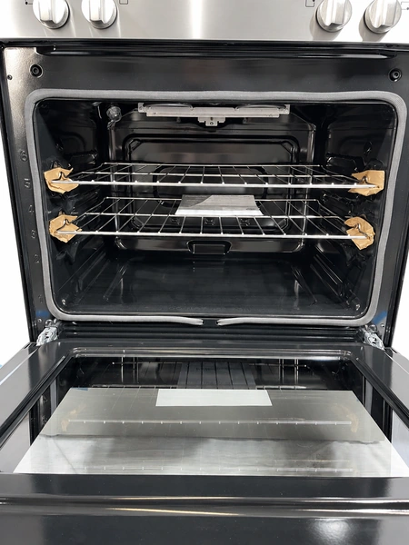 Frigidaire FCRE306LAF Single Oven Electric Range — photo 5