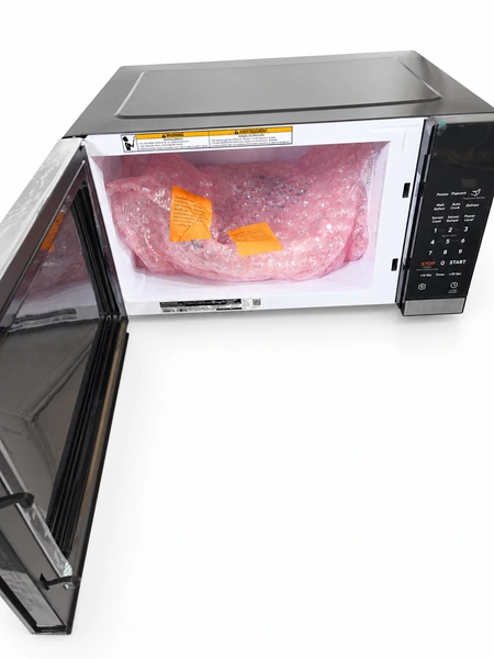 Frigidaire GMBS3068BF Microwave — photo 6