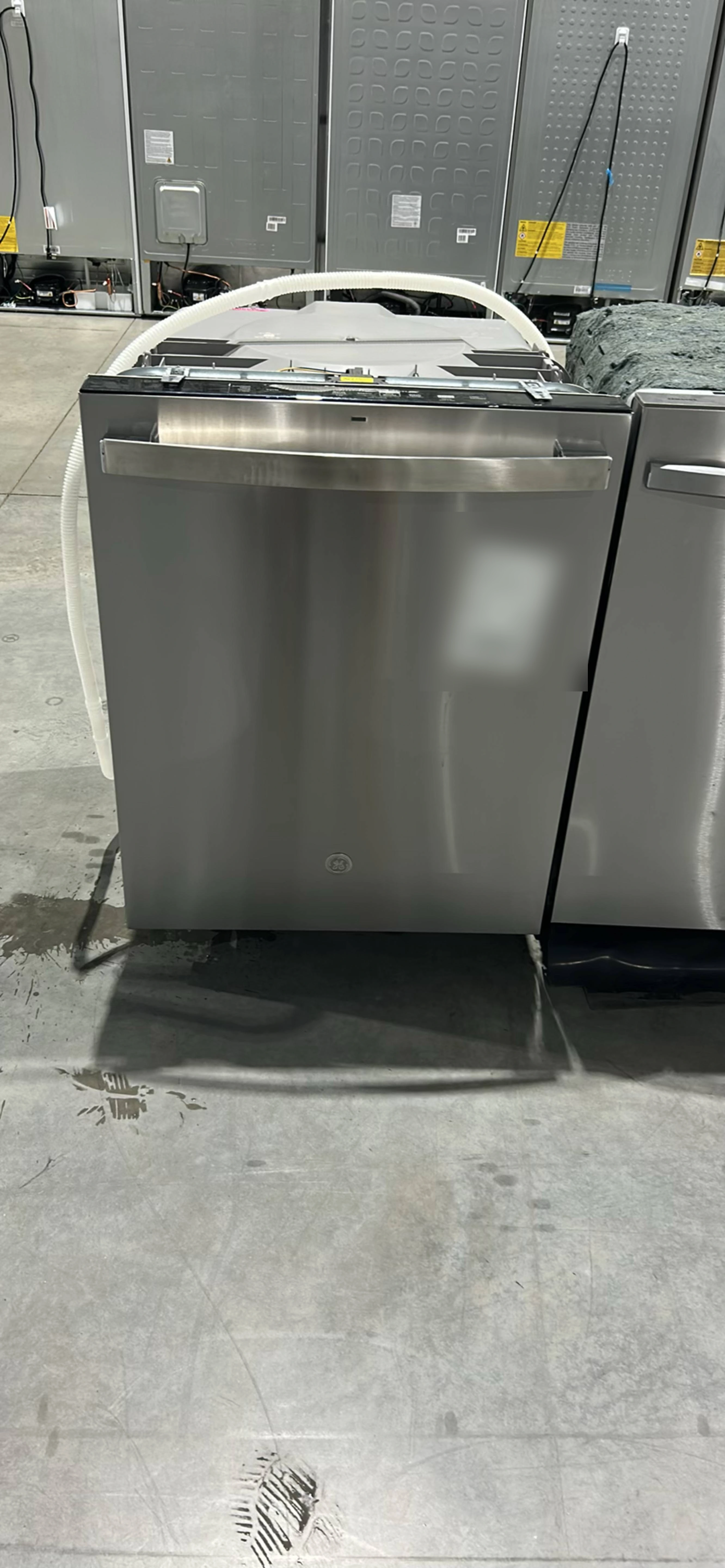 GE GDT585HYYFS 24-inch Top-Control Built-In Dishwasher: supplier's warehouse photo of this unit